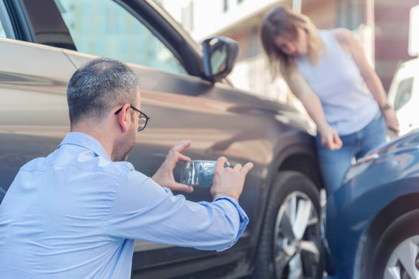 Professional Commercial Auto Insurance technician working in Galesburg, MI